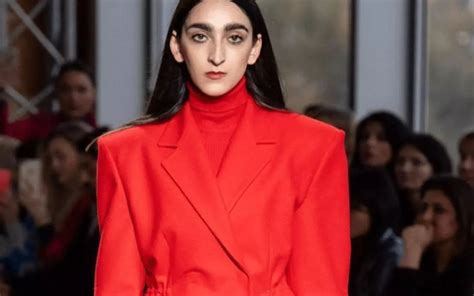 modelle brutte gucci|Chi è Armine Harutyunyan, la modella di Gucci di cui tutti parlano.